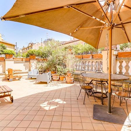 Colosseum Terrace Apartment Rome Luaran gambar